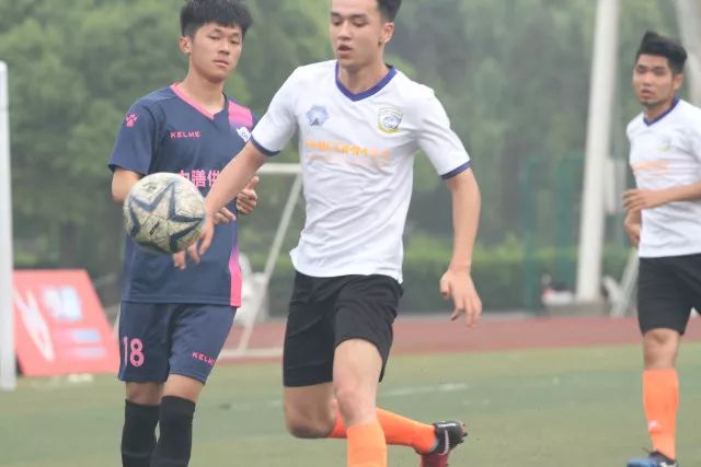 1夜5大转会：皇马官宣新帅，B席转会生变，曼城再遭拒绝，纽卡斯尔联闷声发大财
